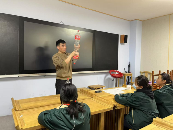 社团活动绽异彩,校园文化焕生机 (7) 社团活动绽异彩,校园文化焕生机 (7)